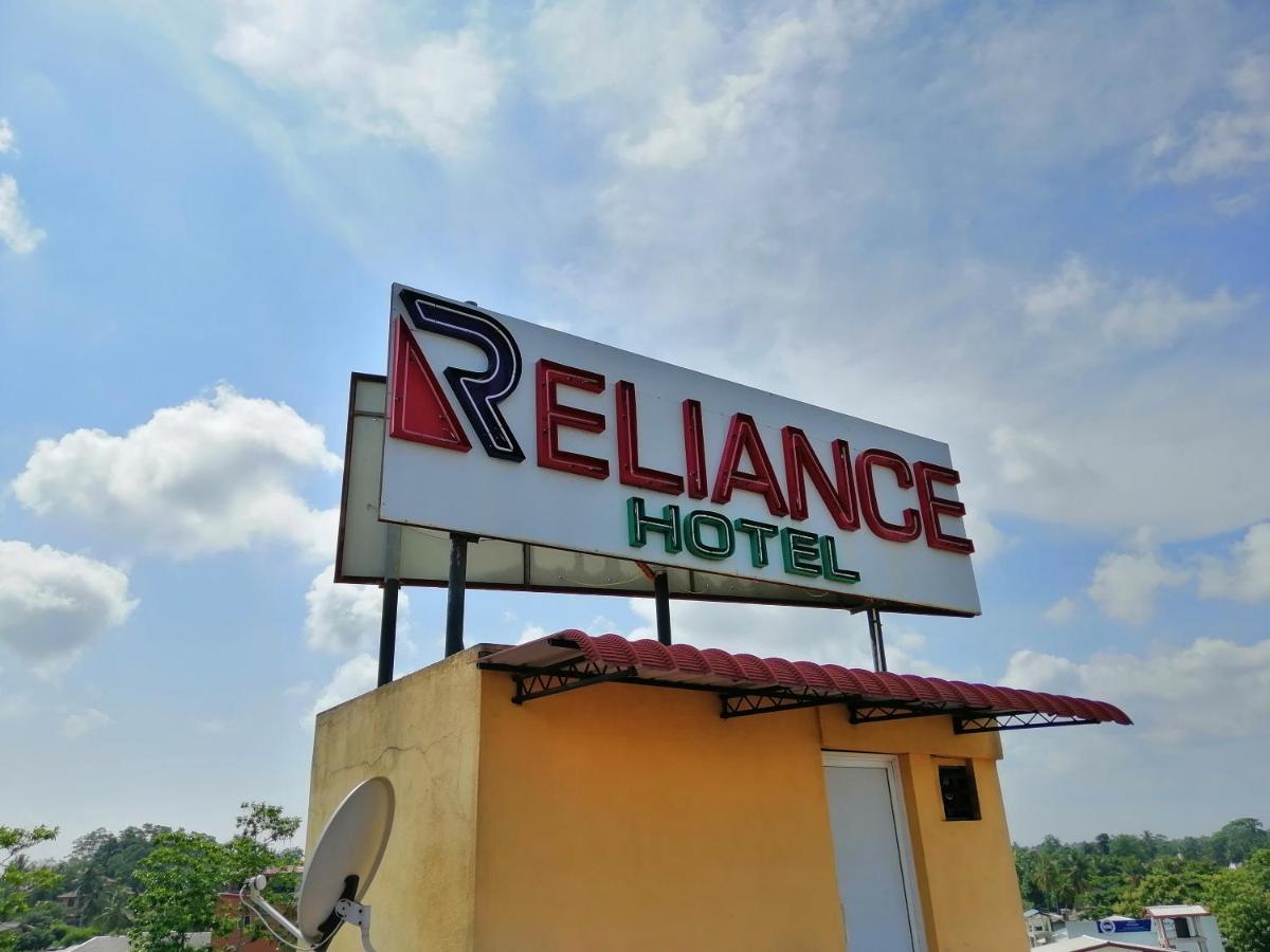 Reliance Hotel Boralesgamuwa Exterior photo